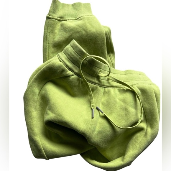 Lululemon Scuba High-Rise Cropped Jogger Wasabi Size 2 - Picture 7 of 14